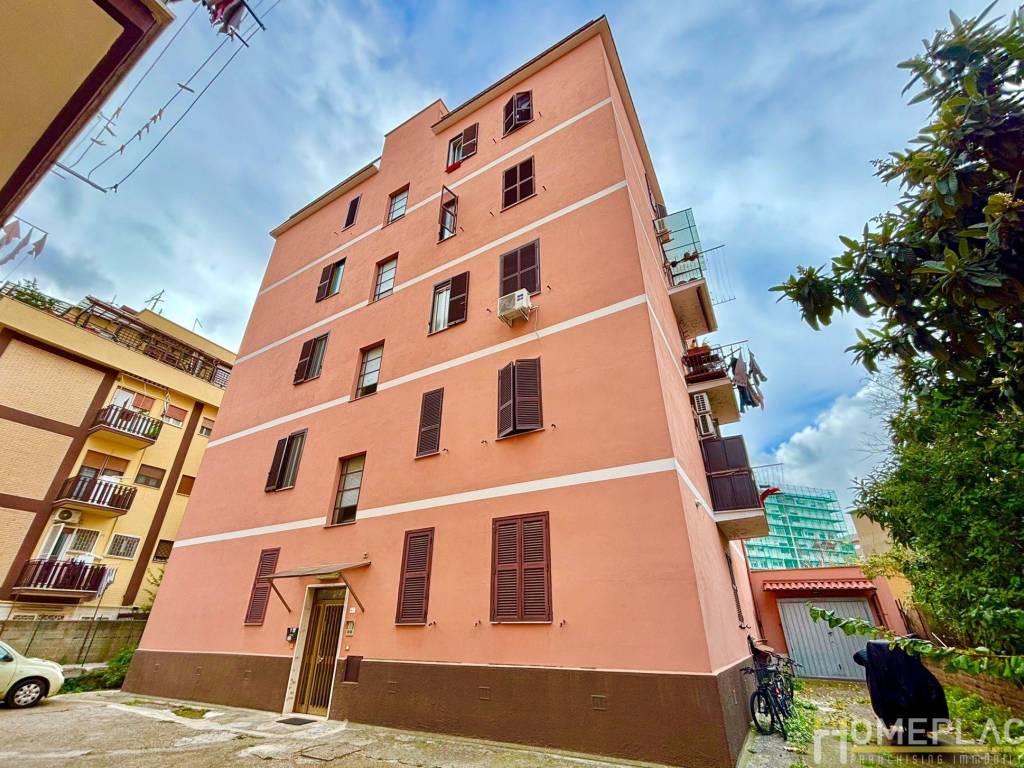 Trilocale via delle Rondini 74, Tor Tre Teste - Torre Maura, Roma