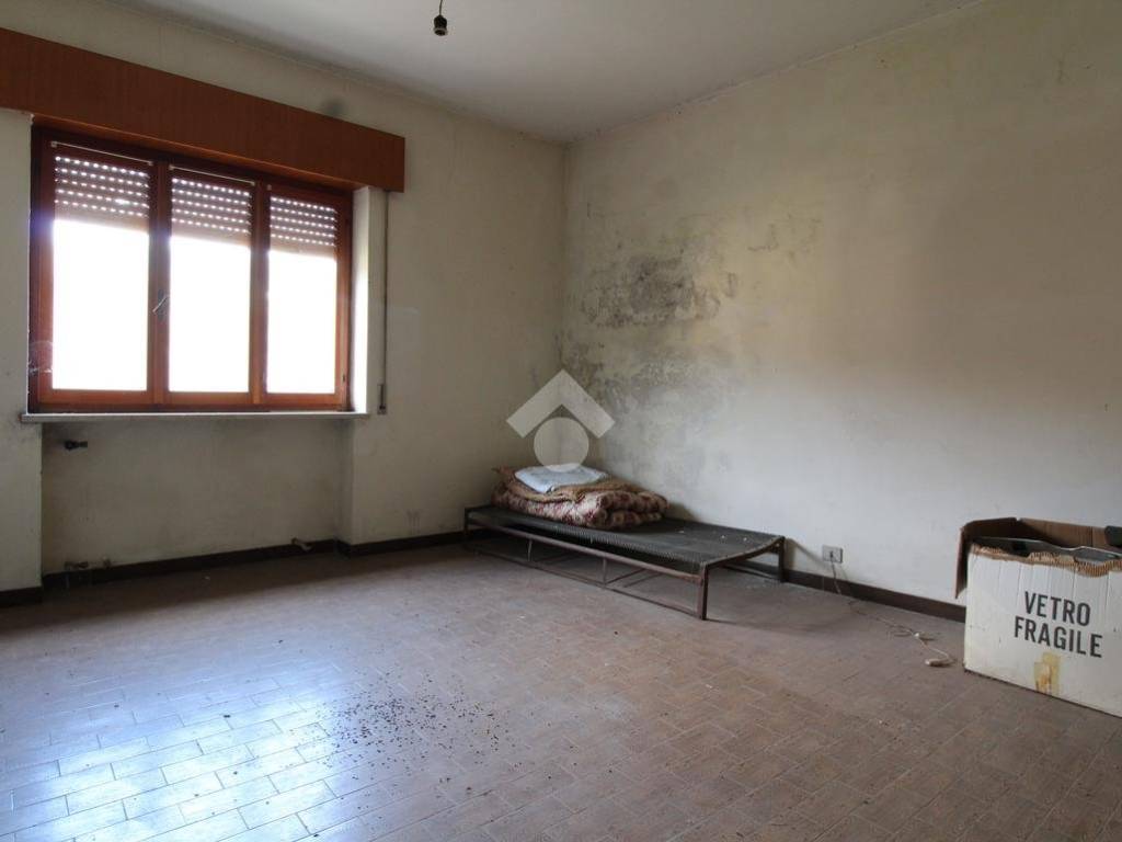 Stanza non arredata