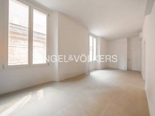 3-room flat via Altabella 1, Centro Storico, Bologna