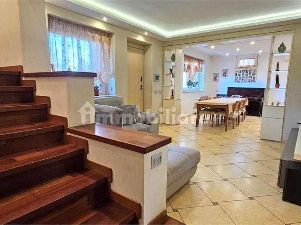 Salone