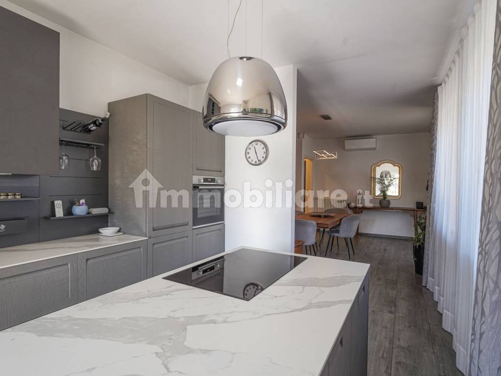 Vendita Appartamento Mozzo. Quadrilocale in via Borghetto. Ottimo stato ...
