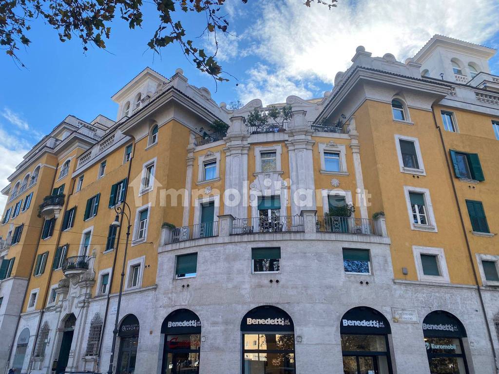 Appartamento piazza dell'Emporio, Testaccio, Roma