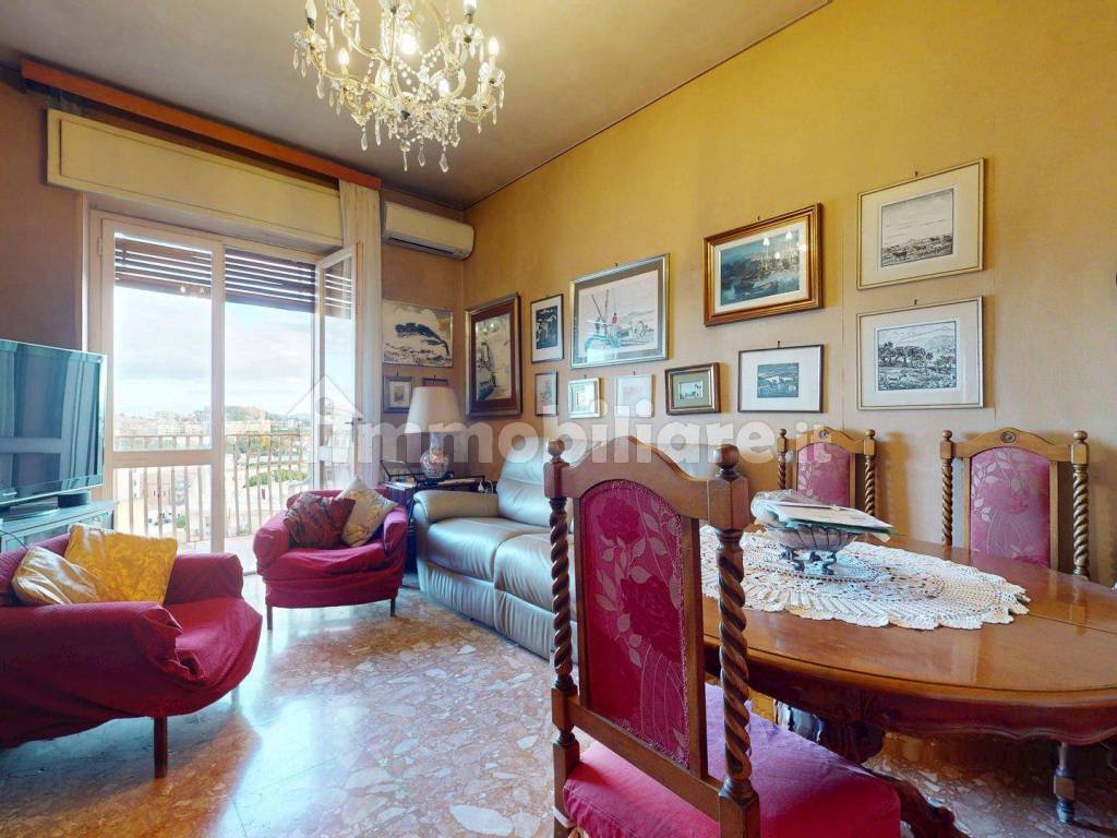 Salone