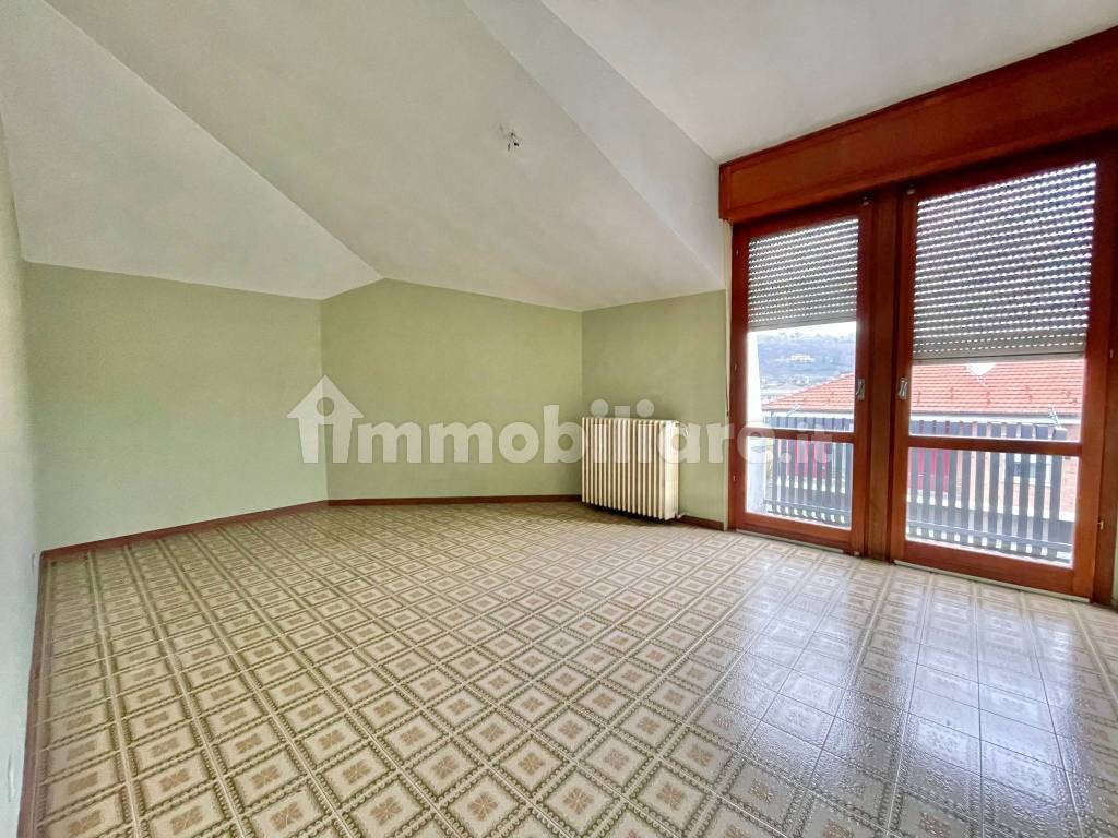 affitto-mansarda-in-via-filippo-fabiani-nizza-monferrato-rif-125146953