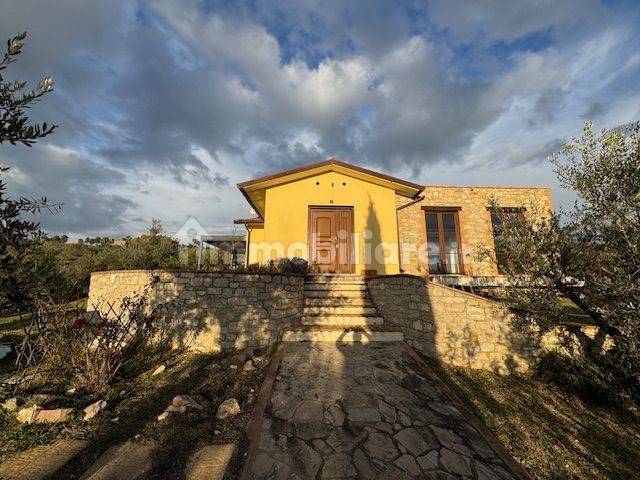 Rustico - Casale in vendita a Gualdo Cattaneo