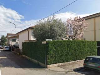 Detached house at auction via ivancich, 24, Venice