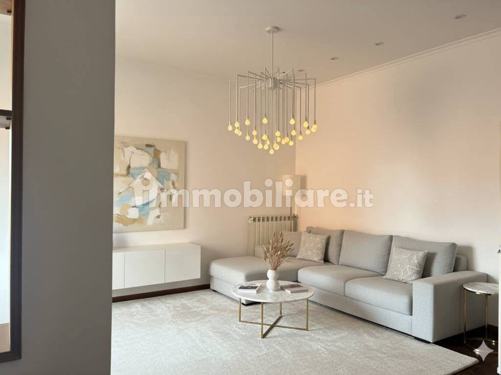 Quadrilocale via Leonardo Bruni, Casal Bernocchi, Roma