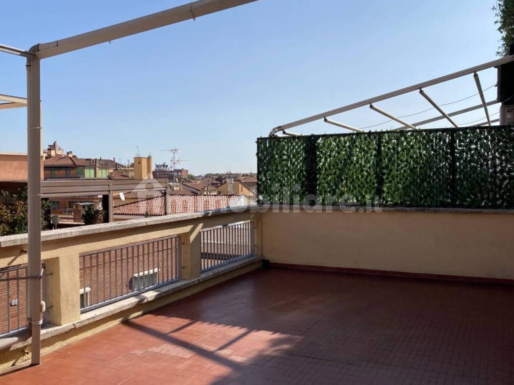 Vendita Attico Bologna. Buono stato, con terrazza, rif. 125186817
