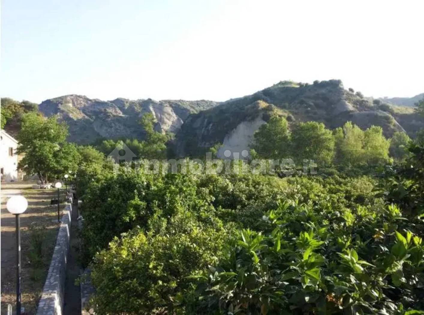 Masseria s agroturistickou činností a 6 hektary pozemku na prodej ve Stilu - 3