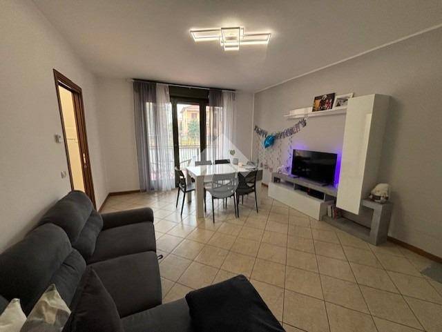 Vendita Appartamento Corbetta. Trilocale in via T. Tasso 6. Buono stato ...