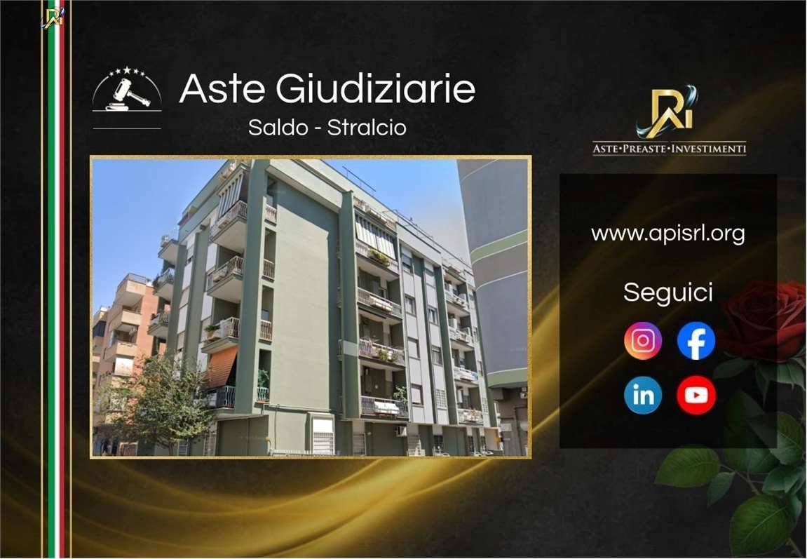 Appartamento in vendita a Roma