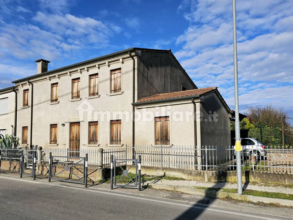 Facciata
