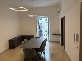 4-room flat via Montevergini, Tribunale, Palermo