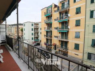 Apartment via Simone Schiaffino 11, Quarto, Genoa