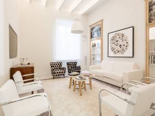 3-room flat via Borgonuovo, Brera, Milan