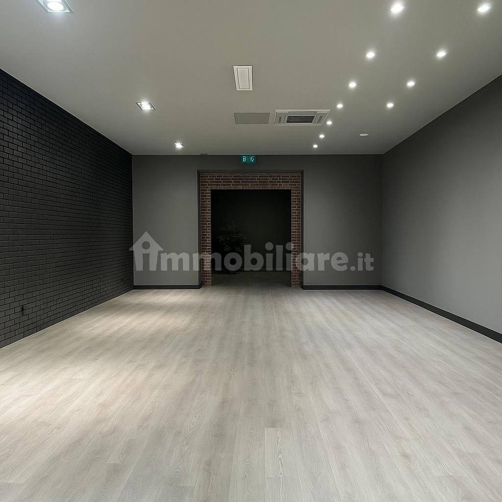 Locale Commerciale a Reddito 1.500mq - Via Corsica Termoli - foto 5