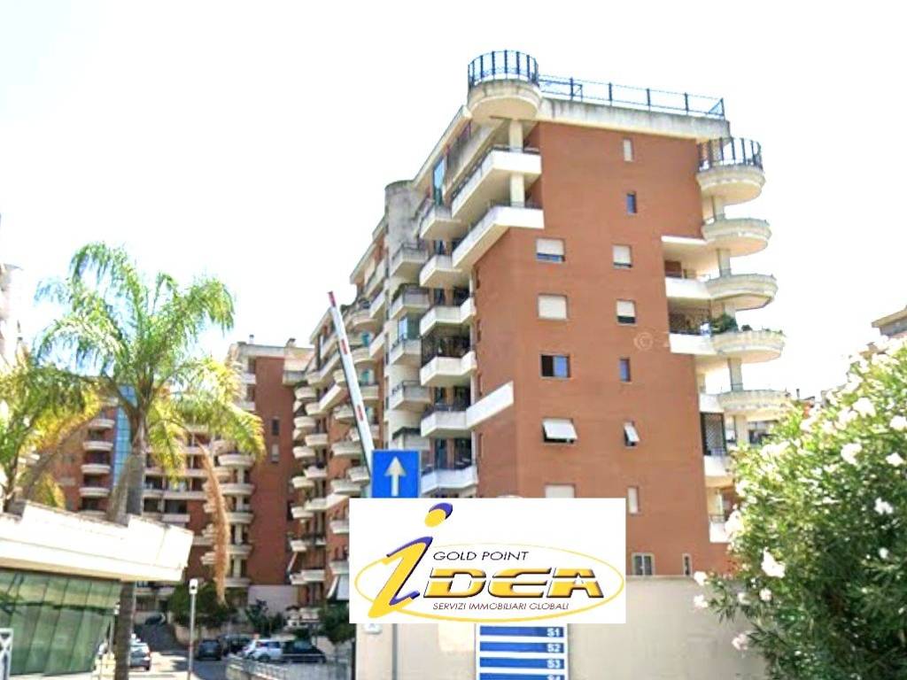 Attico via Francesco Menzio 30, Acilia, Roma