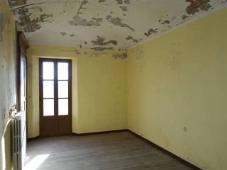 Stanza non arredata