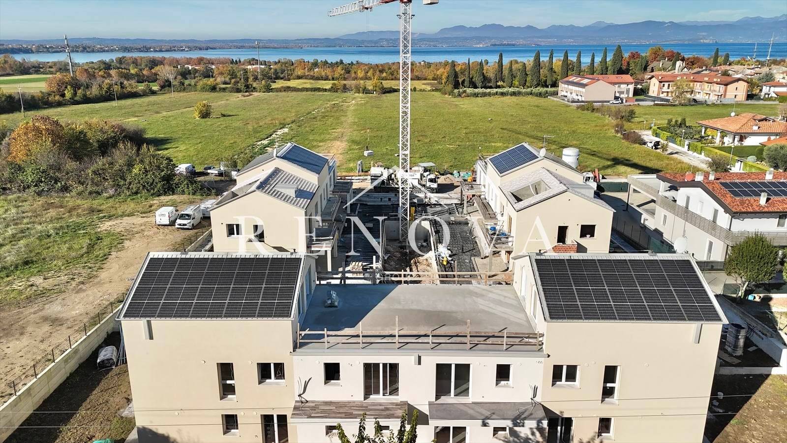 Appartamento in vendita a Peschiera del Garda