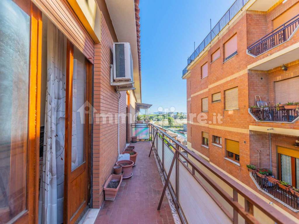 Attico via Roberto Paribeni, Anagnina, Roma