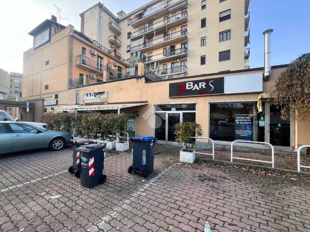 Edilio Raggio Locale commerciale via Edilio Raggio 81, Novi Ligure, Rif. 125414633 ...