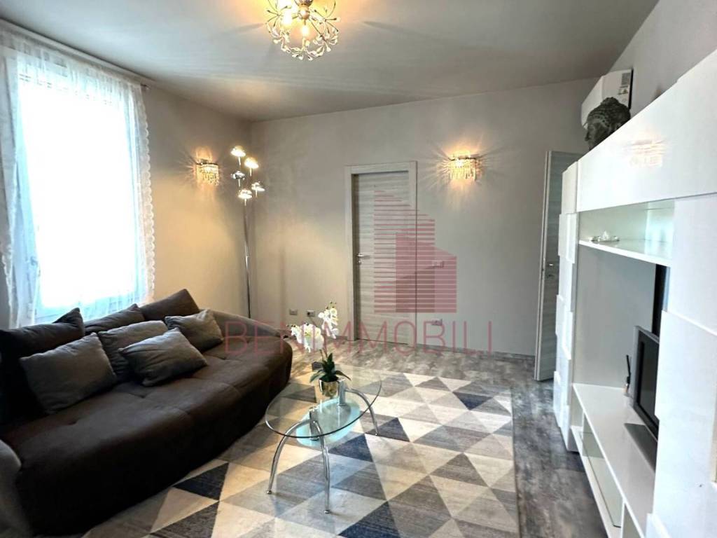Salone