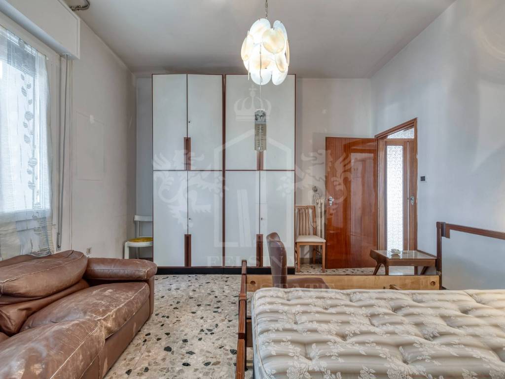 Salone