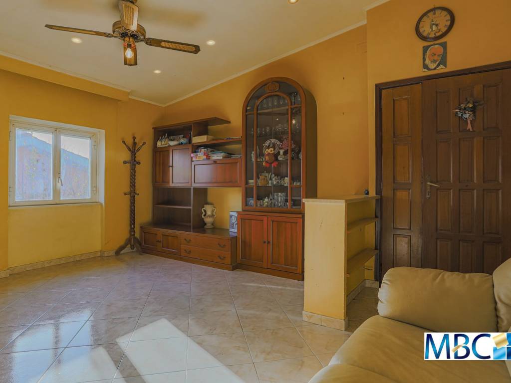 Quadrilocale via Verzino, Centro Giano, Roma