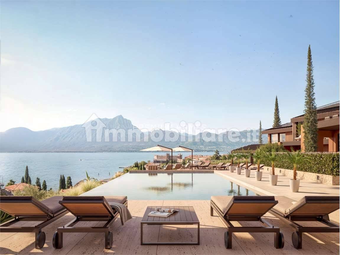 Appartamento in vendita a Torri del Benaco