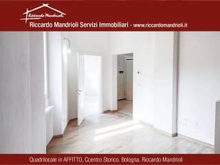 4-room flat via Massimo d'Azeglio 24C, Centro Storico, Bologna