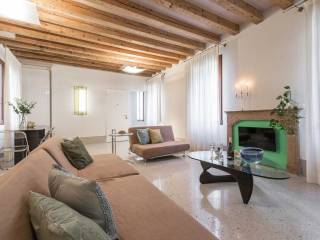 3-room flat Castello 5321, Santi Giovanni e Paolo - Santa Maria Formosa, Venice