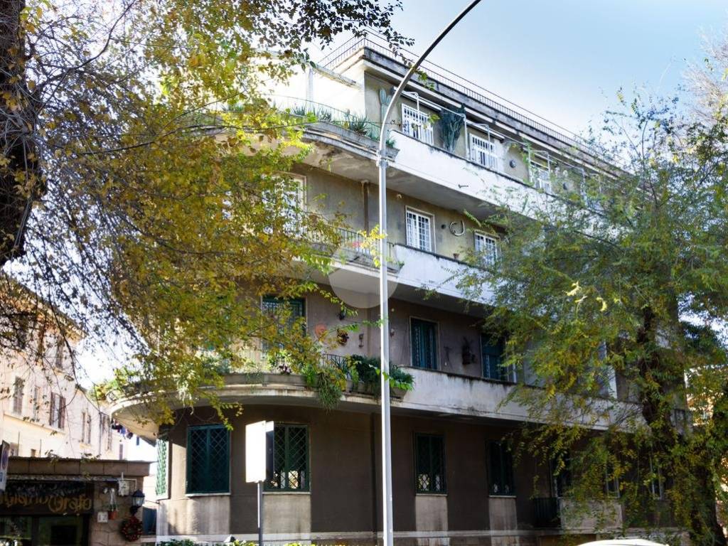 Bilocale largo Chiarini Giovanni 13, San Saba - Caracalla, Roma