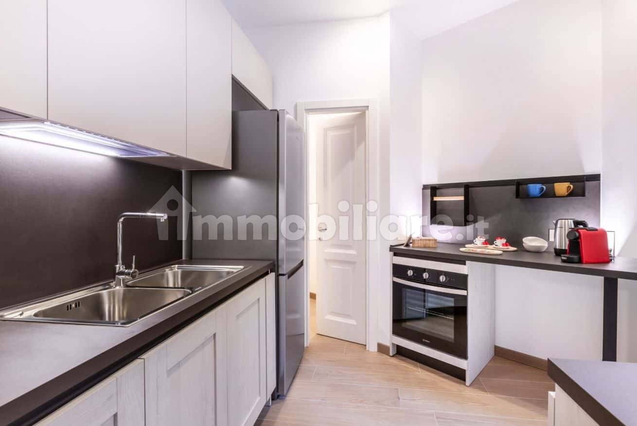 Bilocale via Cavour, Colle Oppio, Roma