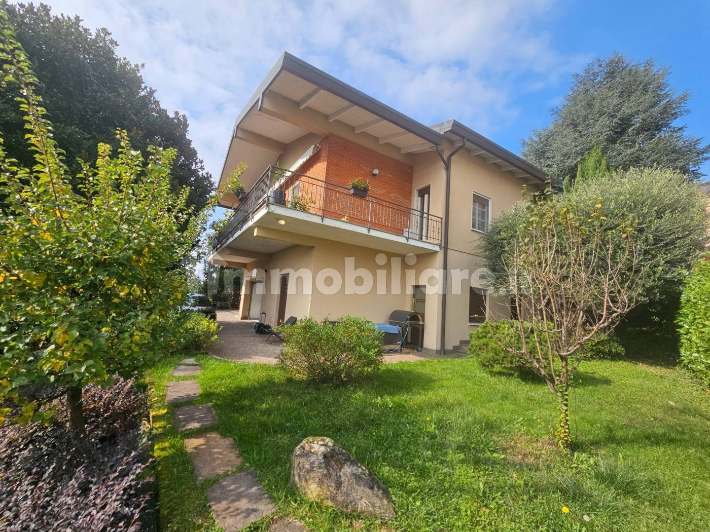 Villa in vendita a Galbiate