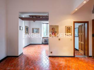 Apartment via Federigo Stibbert, Bolognese, Florence