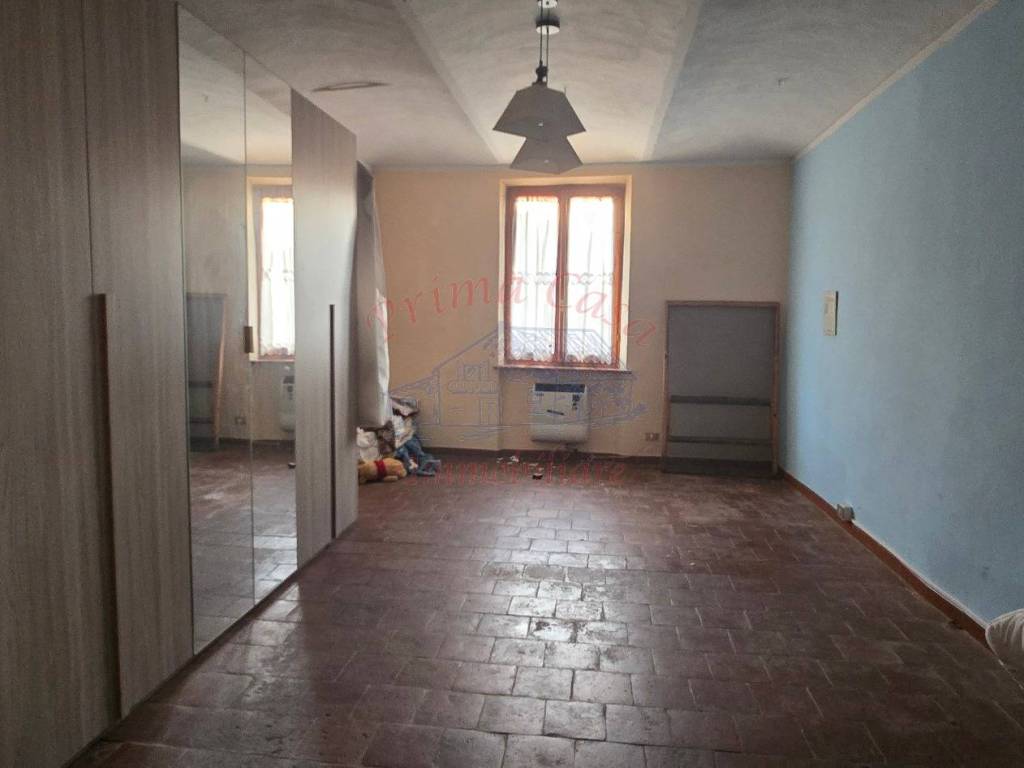 Stanza non arredata