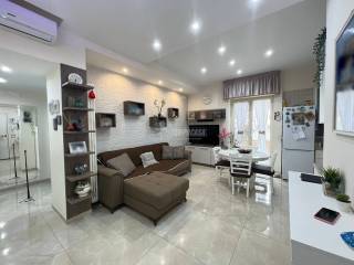 3-room flat via Venezia Giulia, Fuorigrotta, Naples