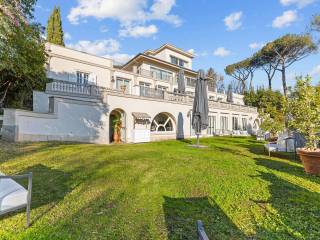 Single family villa via Cassia 390, Cassia - San Godenzo, Rome