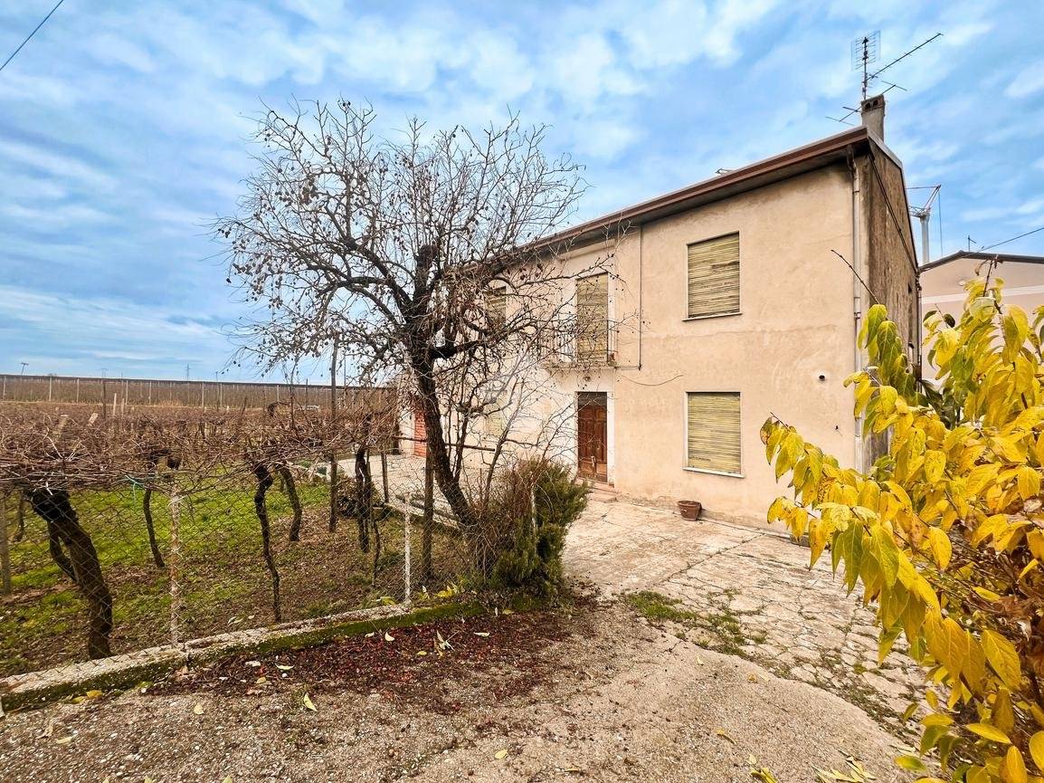 Casa indipendente in vendita a Belfiore