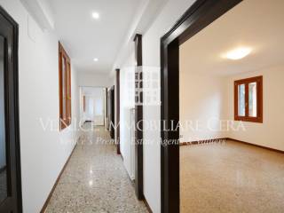 4-room flat San Polo, Rialto, Venice