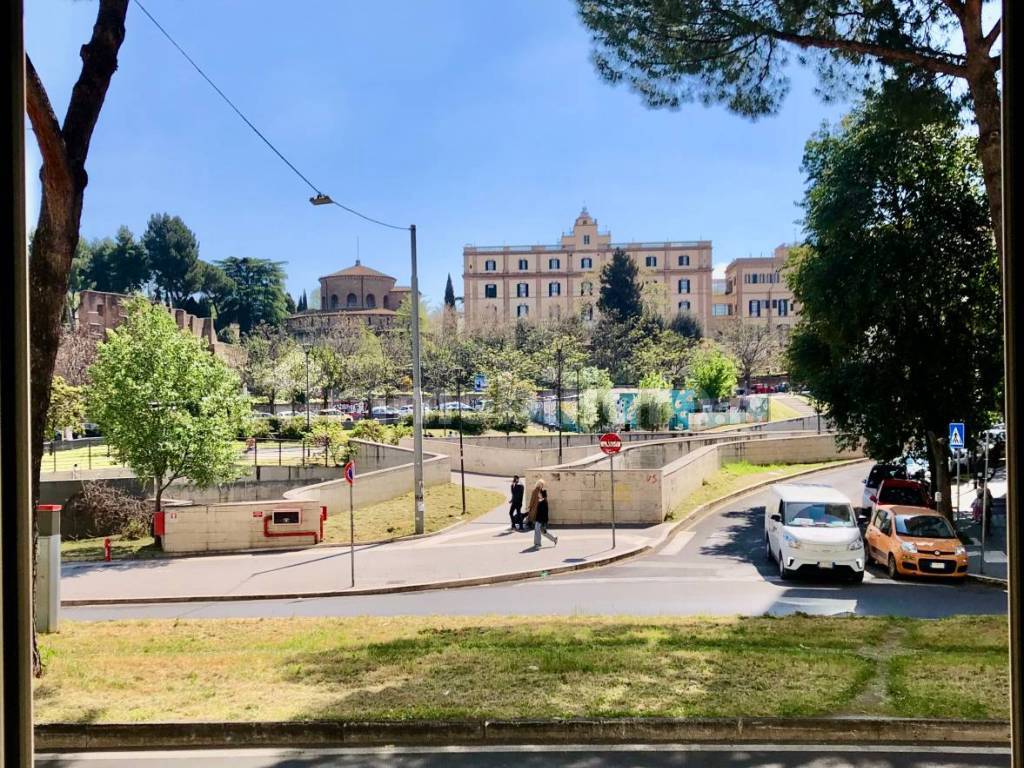 Vendita Appartamento in corso Trieste 175. Roma. Buono stato, primo ...