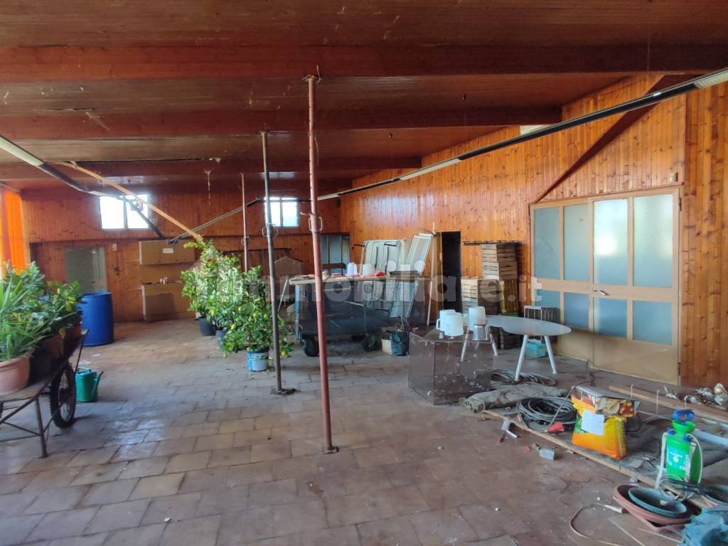 Interno non residenziale