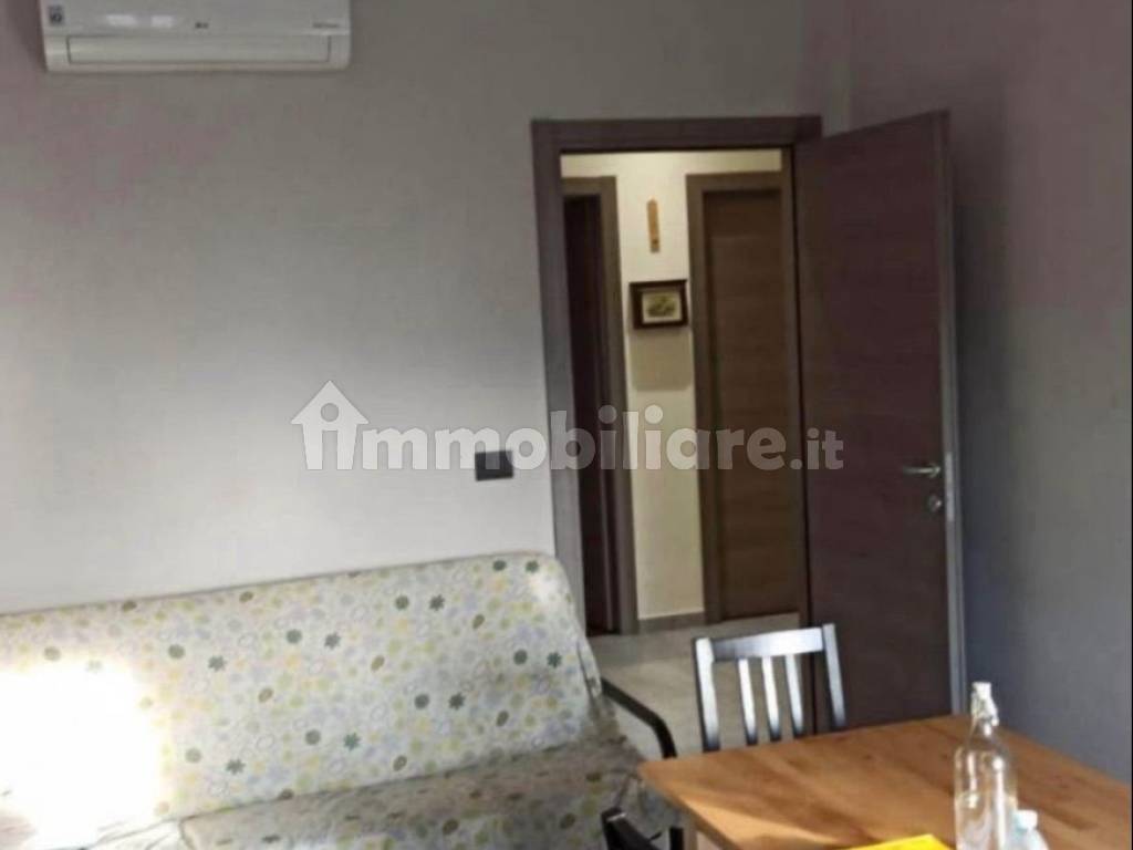 Posto letto in doppia in San Salvario, foto 3 di 7