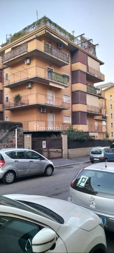 Appartamento in affitto a Catania