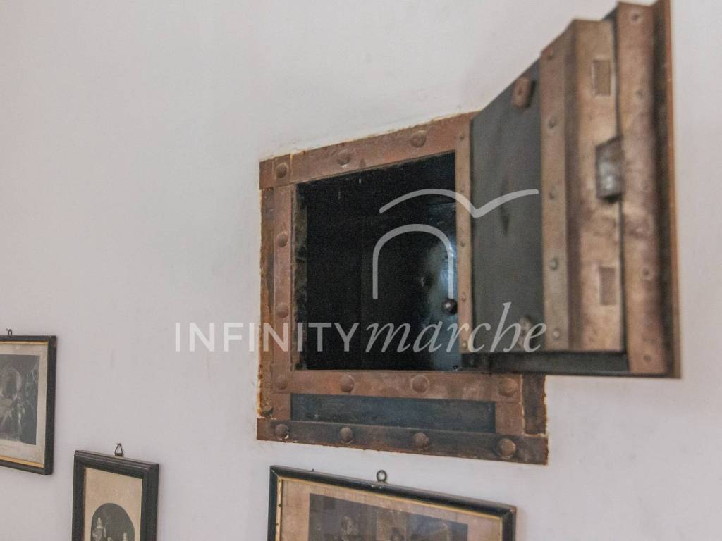 Altro