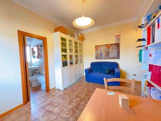 2-room flat via di Saliceto 21, Bolognina, Bologna