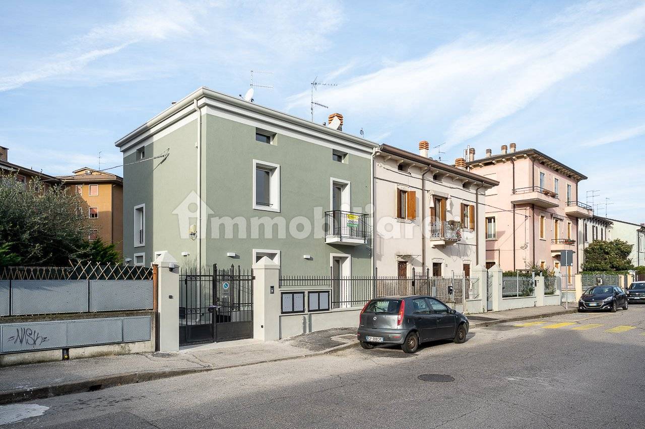 Appartamento in vendita a Verona