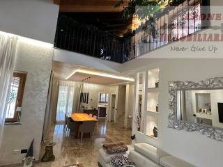 Salone