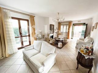 Salone