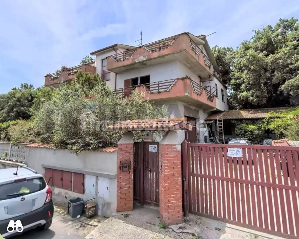 Casa indipendente in vendita a Roma